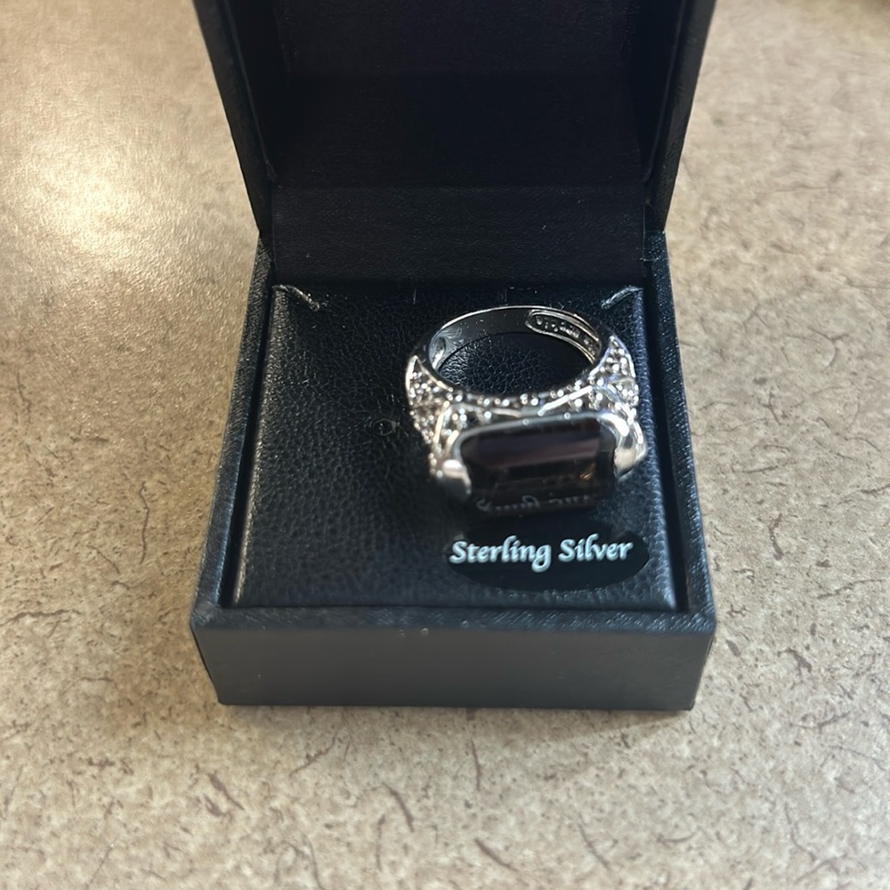 Beautiful black stones stirling silver ring